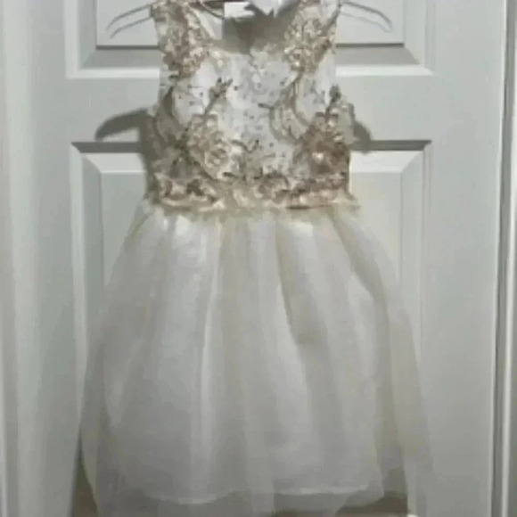 Biscotti‎ Collection Princess Dress White And Gold Girls Size 6 NWT - Picture 12 of 12